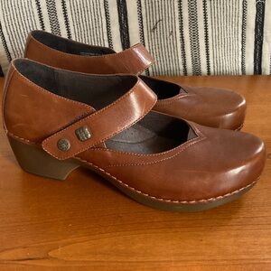 Like new Dansko Mary Jane’s